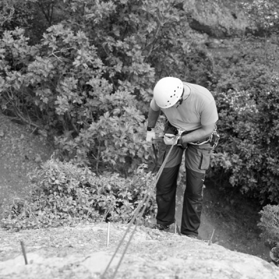 Aseguramiento y descuelgue del compañero